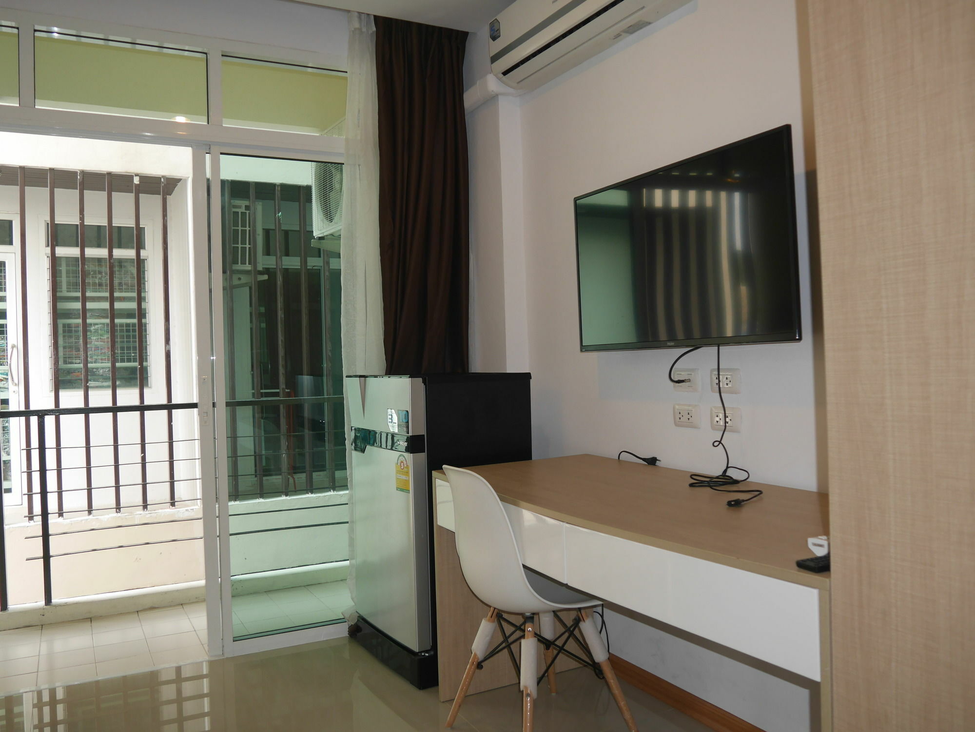 Darisa Apartment Service Patong Exterior photo