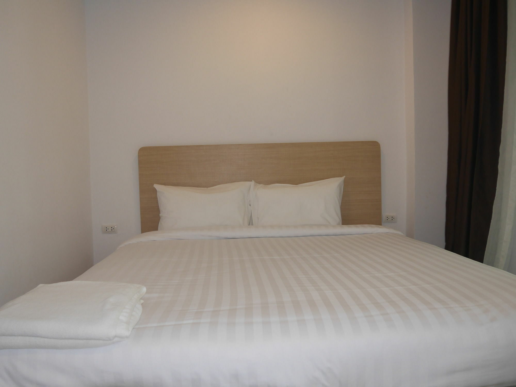 Darisa Apartment Service Patong Exterior photo
